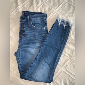 Abercrombie & Fitch Jeans. Size 28L
